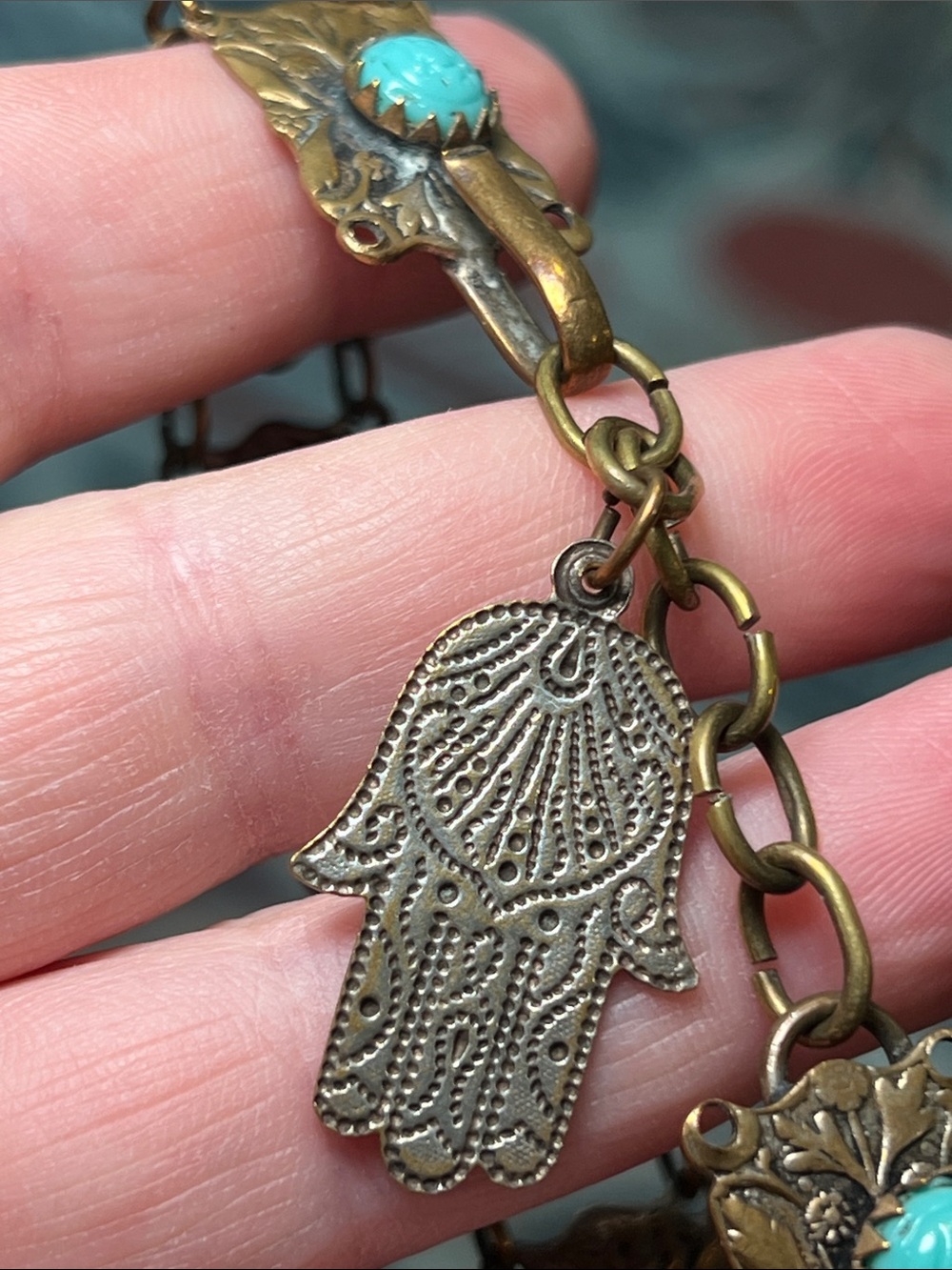Vintage Czech Turquoise Blue Glass Egyptian Revival Etruscan Gold Panel Bracelet - Picture 4 of 12